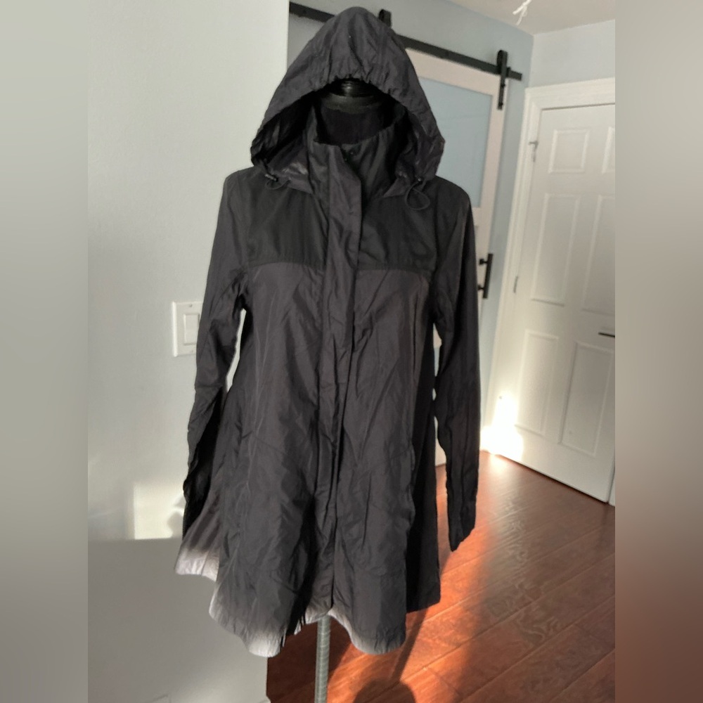 THE NORTH FACE trench coat ☔️